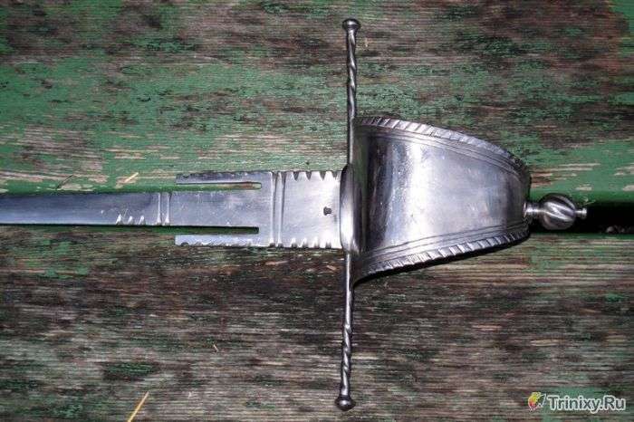 Незвичайні види середньовічної зброї (17 фото)