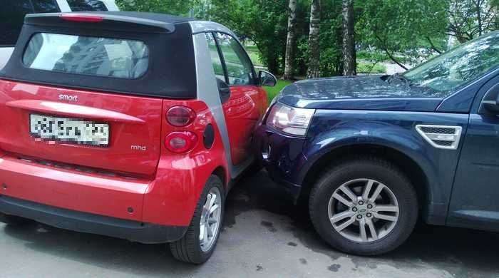 Майстерня парковка на Smart (2 фото)