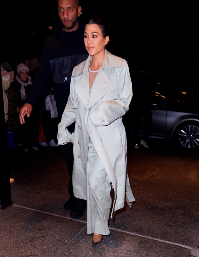 Сестрички в НЙ kim kardashian