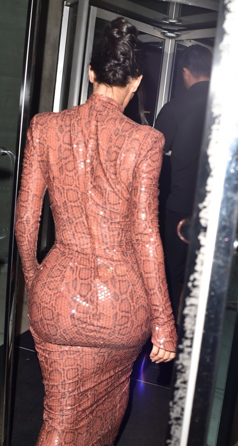 Сестрички в НЙ kim kardashian