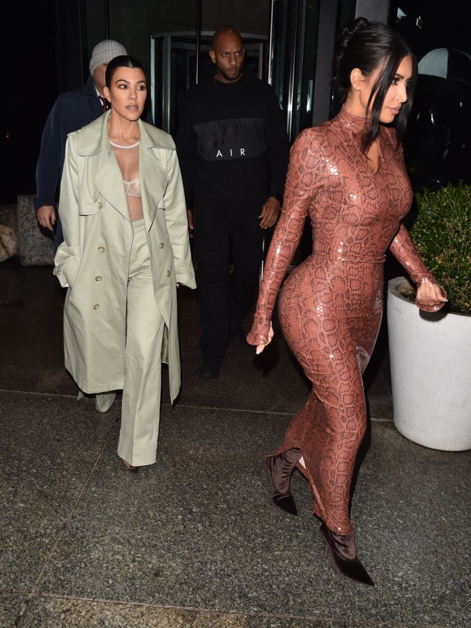 Сестрички в НЙ kim kardashian