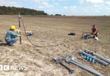 Монументальні неолітичні ями, виявлені поблизу Стоунхенджа