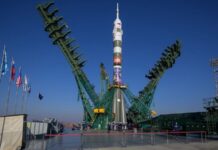 Астронавт і космонавти NASA стартували на МКС у День подяки